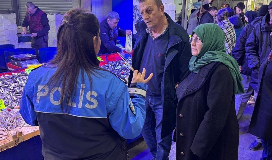 Bilecik’in Bozüyük ilçesinde dolandırıcılığa karşı bilgilendirme çalışması gerçekleştirildi. Toplum Destekli