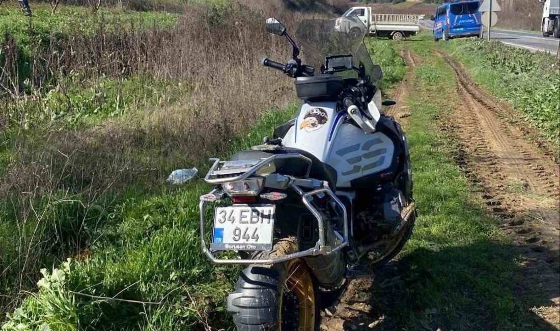 Bilecik’in Osmaneli ilçesinde meydana gelen trafik kazasında kontrolden çıkarak devrilen