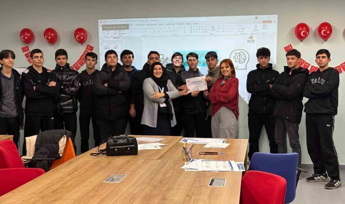 Manisa’da Bilim Yunusemre Bilim Merkezi, ara tatil boyunca düzenlediği etkinliklerle