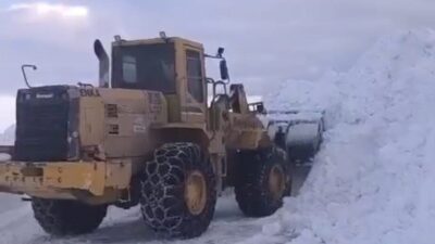 Bitlis’te kış şartlarının etkisini sürdürmesiyle birlikte köy yollarında ulaşımın aksamaması