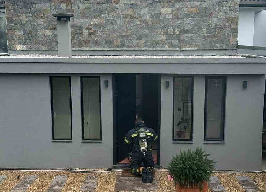 Muğla’nın Bodrum ilçesindeki bir villadaki elektrik panosundan çıkan yangın hasara