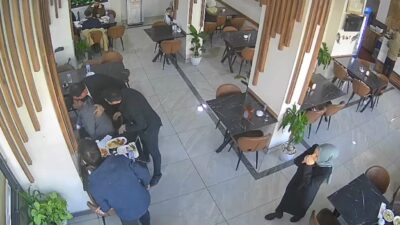 Gaziantep’te bir lokantada yemek yerken boğazına lokma kaçan vatandaş, karşı