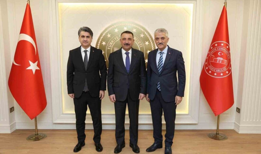 DÜZCE (İHA) – Zonguldak Valisi Osman Hacıbektaşoğlu ile Bolu Valisi