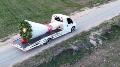 Bolu’nun Mudurnu ilçesinde oto kurtarıcı işiyle uğraşan genç, kız arkadaşına