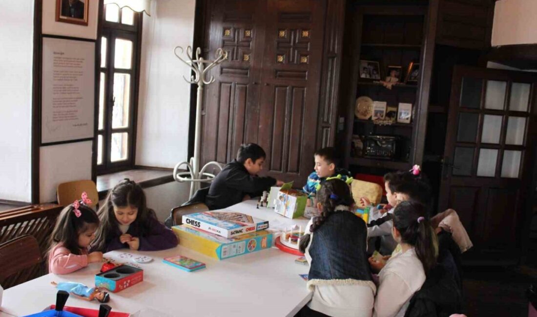 Bor Halil Nuri Bey İlçe Halk Kütüphanesi Müdürlüğü; halkla ilişkilerini