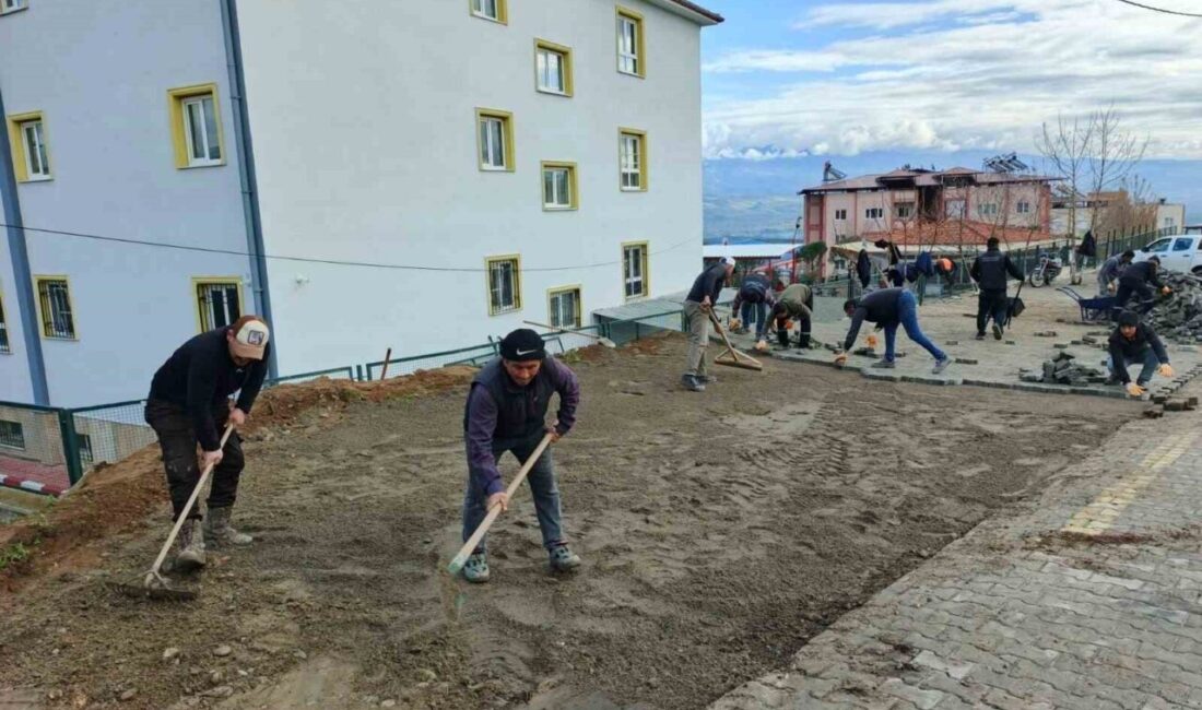 Bozdoğan Belediyesi, Ümit Güldane Okulu’nun yanında bulunan atıl alanı düzenleyerek