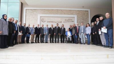 Kamuda 20 ve 30 yıllık hizmetini tamamlayan BTÜ’lü 26 personele,