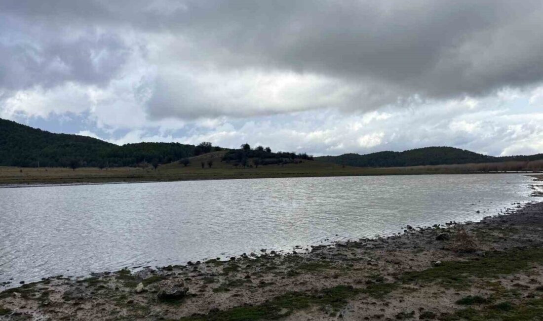 Buldan Yayla Gölü, son günlerde etkili olan yağışlarla birlikte yeniden