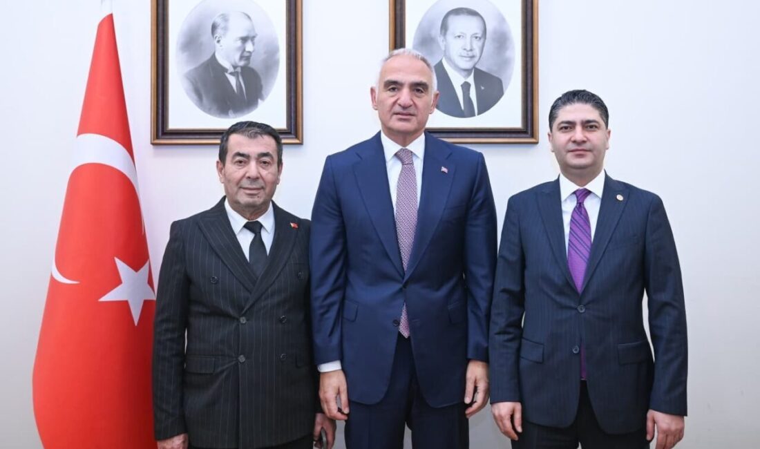 Bünyan Belediye Başkanı Selahattin Metin, Kültür ve Turizm Bakanı Mehmet