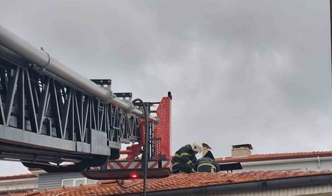 Burdur’da bir evde çıkan baca yangını itfaiye ekiplerince büyümeden söndürüldü.