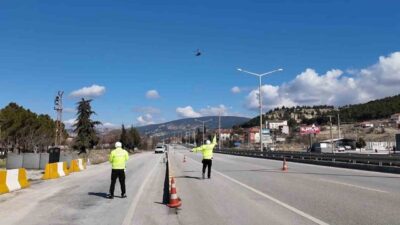 Burdur’da trafik ekipleri tarafından helikopter destekli havadan denetimlerinde 125 araç