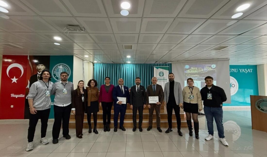 Balıkesir Üniversitesi Burhaniye Uygulamalı Bilimler Fakültesi Mezun İstihdam Ofisi koordinatörlüğünde