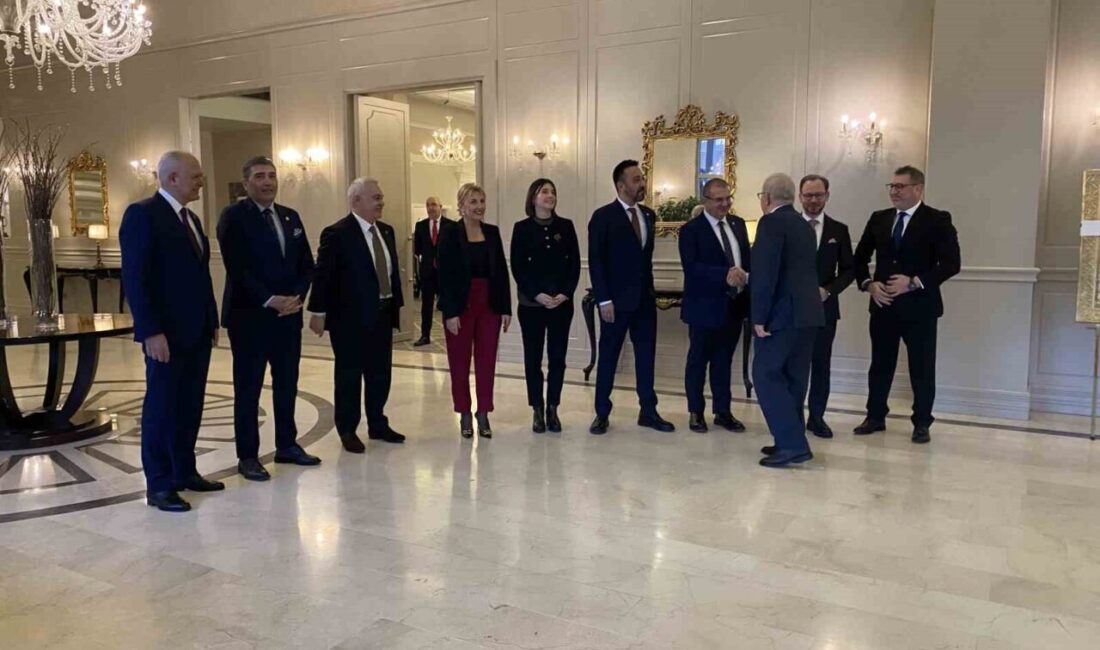 Bursa Sanayicileri ve İşinsanları Derneği (BUSİAD) tarafından düzenlenen Çekirge Toplantısı