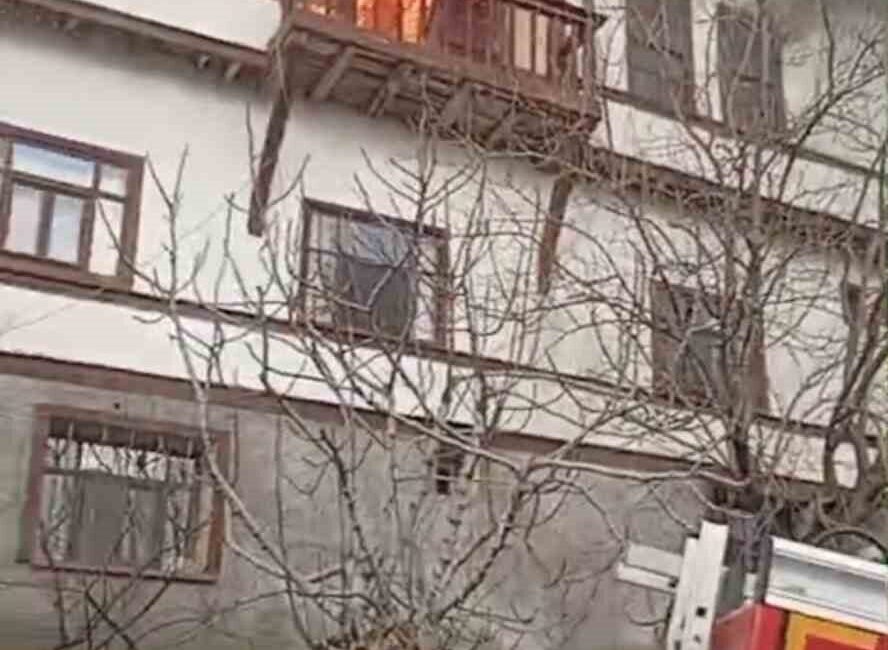 Bursa’nın İznik ilçesinde bir evde çıkan yangın paniğe neden oldu.