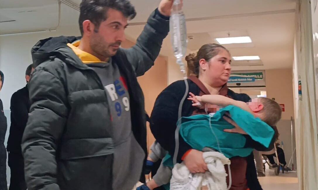 Bursa’nın İnegöl ilçesinde üzerine su ısıtıcısından dökülen kaynar su nedeniyle