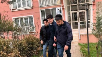 Bursa’nın İnegöl ilçesinde ablasını bıçakla rehin alan genç, koç başıyla