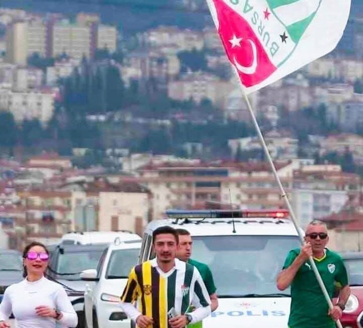 Bursa’da 14 Şubat Sevgililer Günü dolayısıyla bu yıl 9. düzenlenen