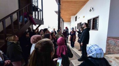 Bursa Büyükşehir Belediyesi’nin Ramazan ayı etkinlikleri kapsamında düzenlediği ‘Tasavvufun İzinde