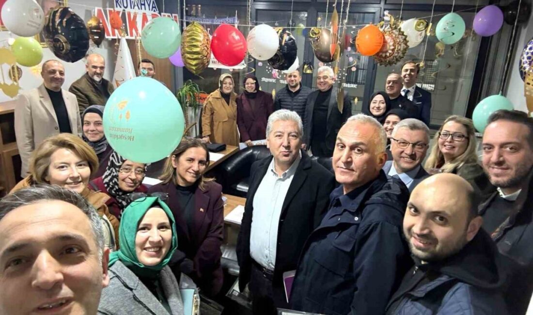 AK Parti Kütahya Kadın Kolları Başkanı Sevde Nur Karabacak Çakıcı,