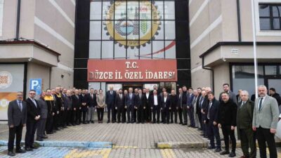 DÜZCE (İHA) – Düzce Valisi Mehmet Makas, İl Özel İdaresinin