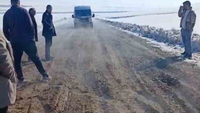 Van’ın Özalp ilçesine bağlı Aşağı Yorganlı Mahallesi’nde okula gitmek isteyen