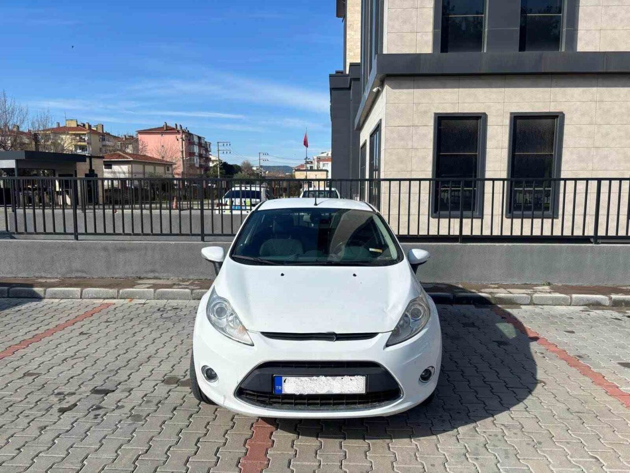 Çanakkale’de Emniyet Müdürlüğü ekiplerince göçmen kaçakçılığına karşı gerçekleştirilen operasyonlarda 3