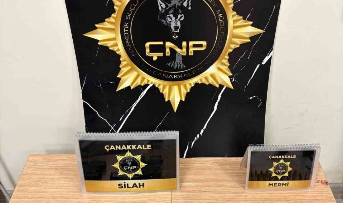 Çanakkale’de emniyet ekiplerince gerçekleştirilen huzur uygulamalarında farklı suçlardan aranması bulunan