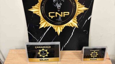 Çanakkale’de emniyet ekiplerince gerçekleştirilen huzur uygulamalarında farklı suçlardan aranması bulunan
