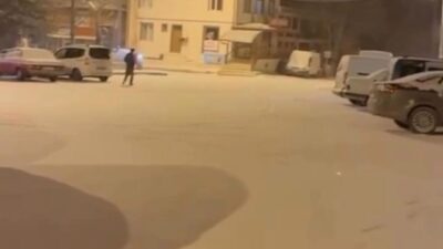 Çankırı’nın Yapraklı ilçesinde hava sıcaklığının sıfır derecenin altına düşmesiyle kar