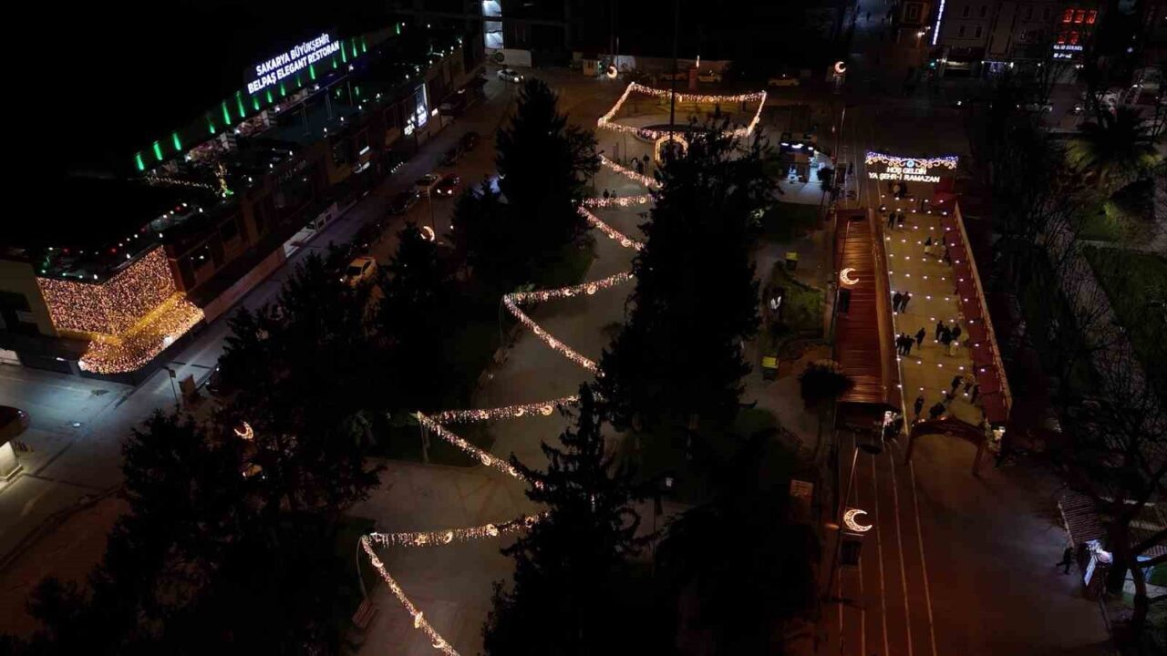 Sakarya Büyükşehir Belediyesi, Ramazan ayının gelmesiyle şehrin en işlek noktalarından