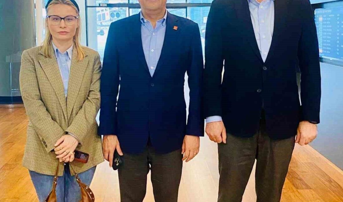 Cumhuriyet Halk Partisi Genel Başkanı Özgür Özel Milas’ta gerçekleşen miting