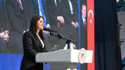 Edirne’de düzenlenen “Ev Sahibi Türkiye” kura çekim töreninde konuşan Edirne