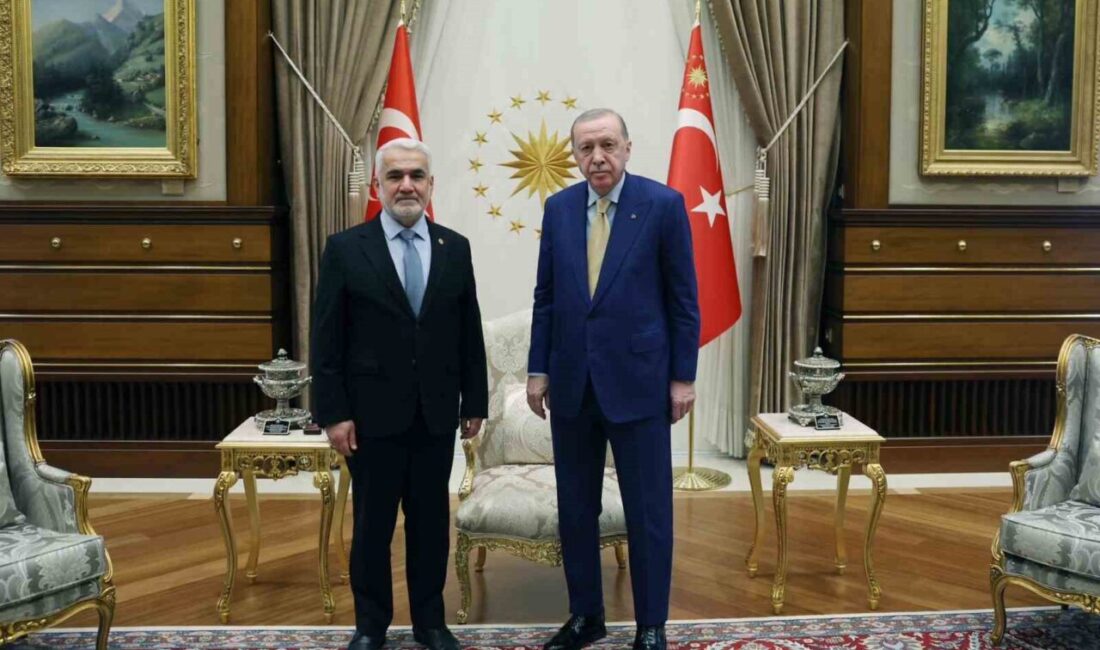 Cumhurbaşkanı Recep Tayyip Erdoğan, HÜDA PAR Genel Başkanı Zekeriya Yapıcıoğlu’nu