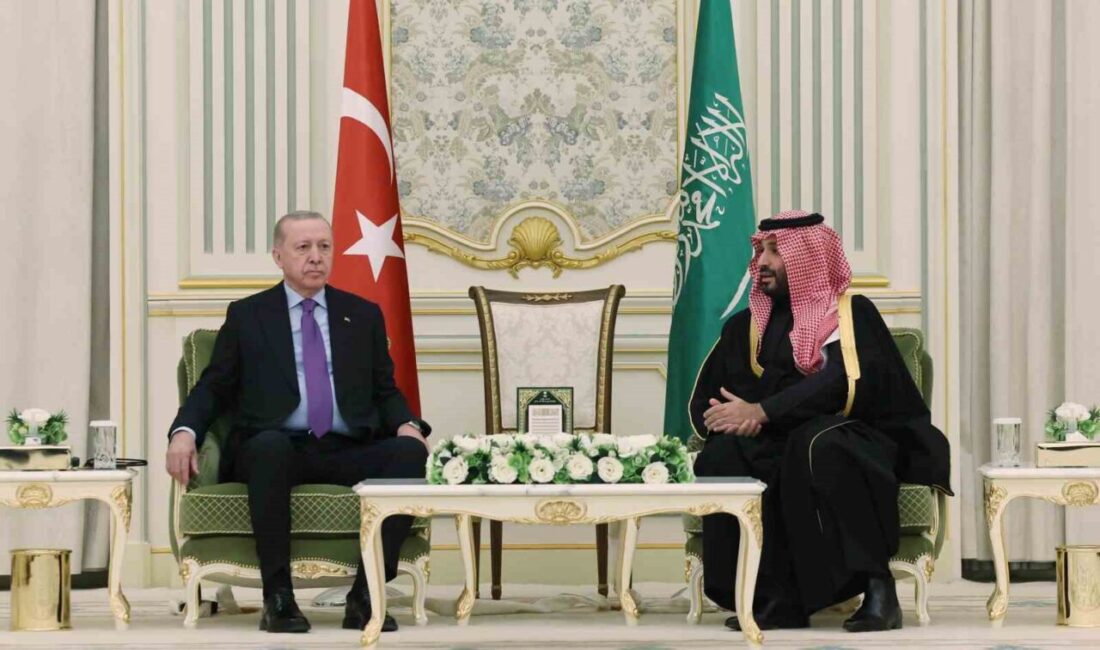 Cumhurbaşkanı Recep Tayyip Erdoğan, resmi ziyaret kapsamında geldiği Suudi Arabistan’da