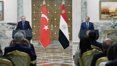 Cumhurbaşkanı Recep Tayyip Erdoğan, Mısır Cumhurbaşkanı Abdulfettah es-Sisi ile düzenlediği