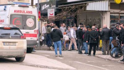 Bursa’nın İnegöl ilçesinde damat, tabancayla kayınbiraderine ve kayınbabasına kurşun yağdırdı.