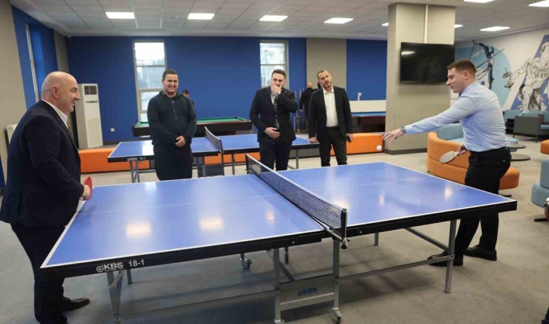 Darıca Belediyesi’nin eğitimden spora, kültürden teknolojiye kadar gençlere yönelik hayata