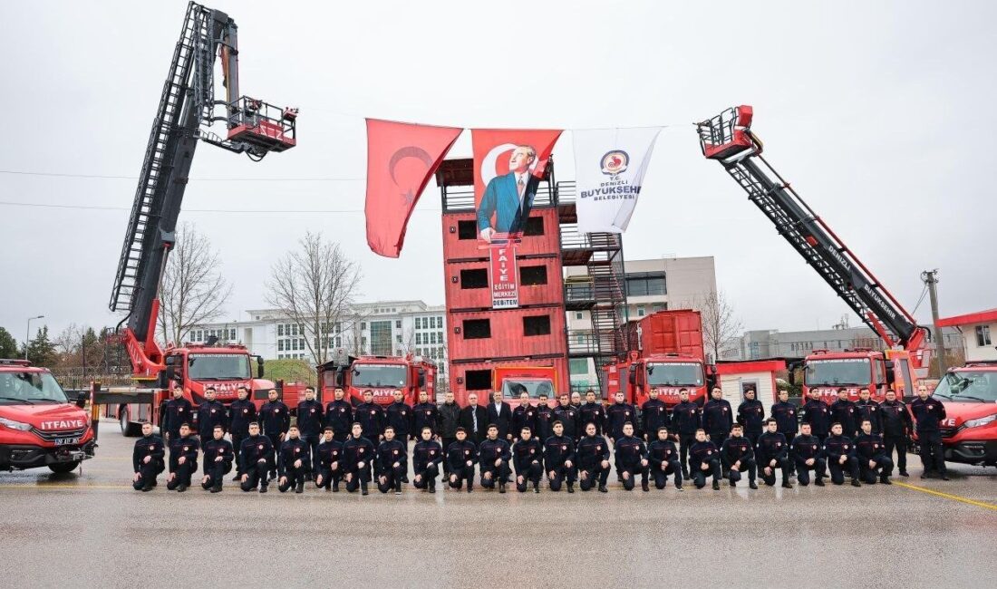 Denizli Büyükşehir Belediye Başkanı Bülent Nuri Çavuşoğlu, İtfaiye Dairesi Başkanlığı