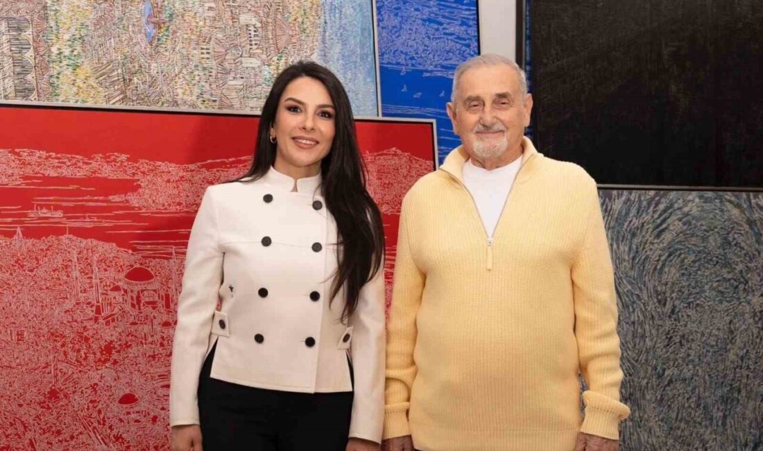 Uygulayıcı yapımcılığını SM Sanat’ın üstlendiği “Devrim Erbil: Gökyüzü Öyle Maviydi