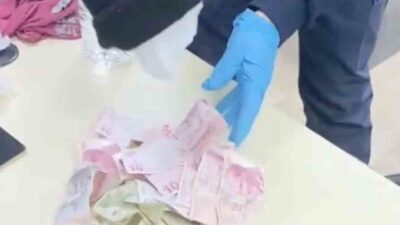 Bursa’nın Gemlik ilçesinde dilencilik yapan şahsın paraları bebek bezine sakladoığı