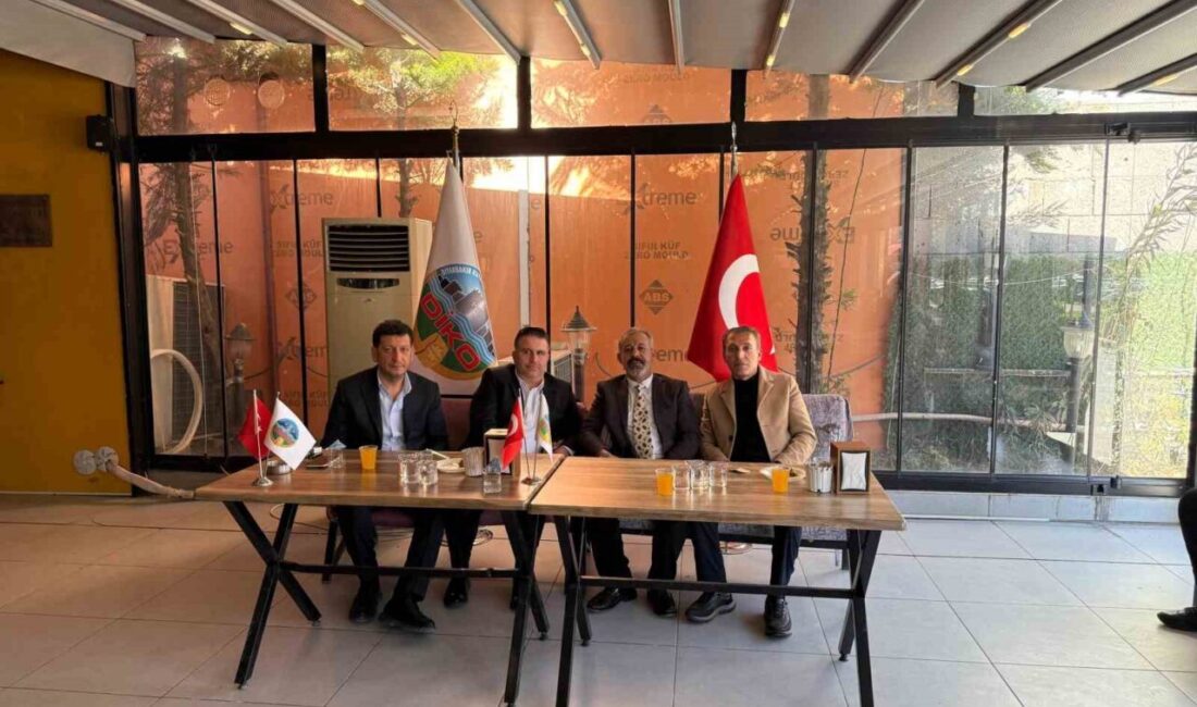 Diyarbakır Kuyumcular ve Sarraflar Odasında seçim sürecinin tamamlanmasının ardından önceki