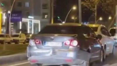 Diyarbakır’da 4 aracın karıştığı zincirleme trafik kazasında 2 kişi yaralandı.