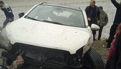 Şanlıurfa’nın Siverek ile Hilvan ilçeleri arasındaki karayolunda etkili olan dolu