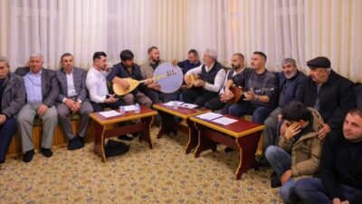 Bayburt merkeze bağlı Dövmekaya köyünde il protokolünün, köy muhtarlarının ve