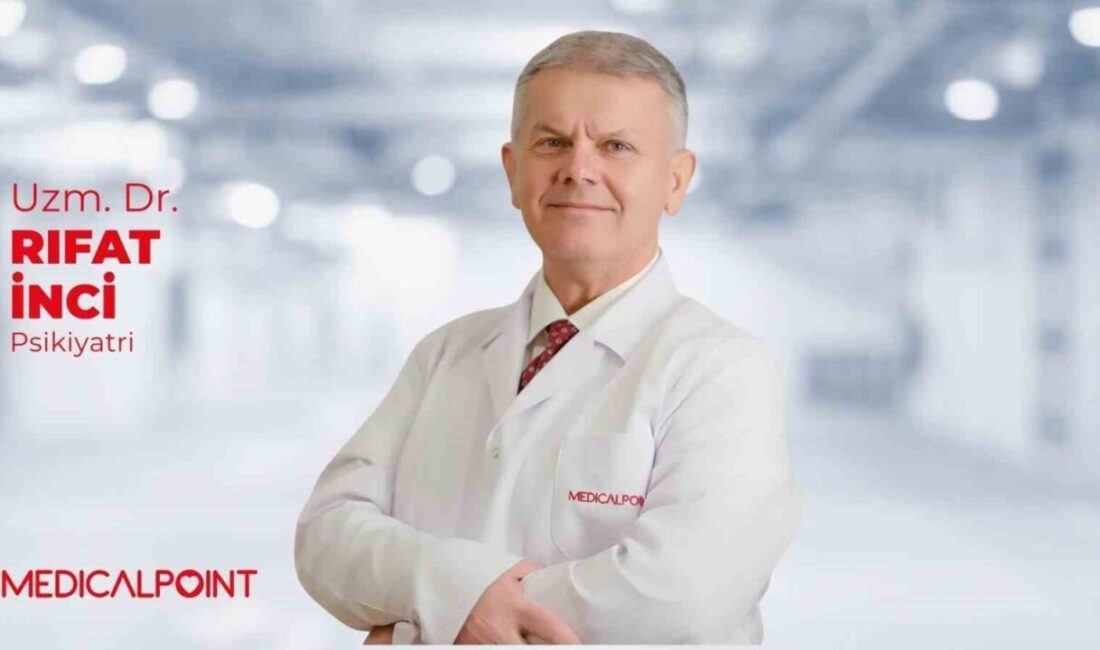 Medical Point Gaziantep Hastanesi Psikiyatri Uzmanı Dr. Rıfat İnci, dışarıdan