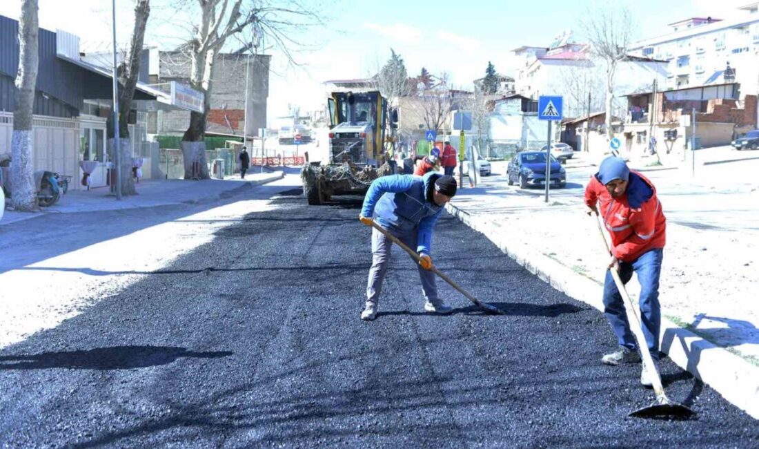 Kahramanmaraş Büyükşehir Belediyesi, Dulkadiroğlu’nun önemli ulaşım akslarından Şehit İlbey Caddesi
