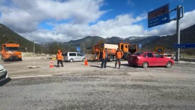 Günlerdir Antalya ve çevresinde etkili olan sağanak yağışlar, ulaşımı olumsuz