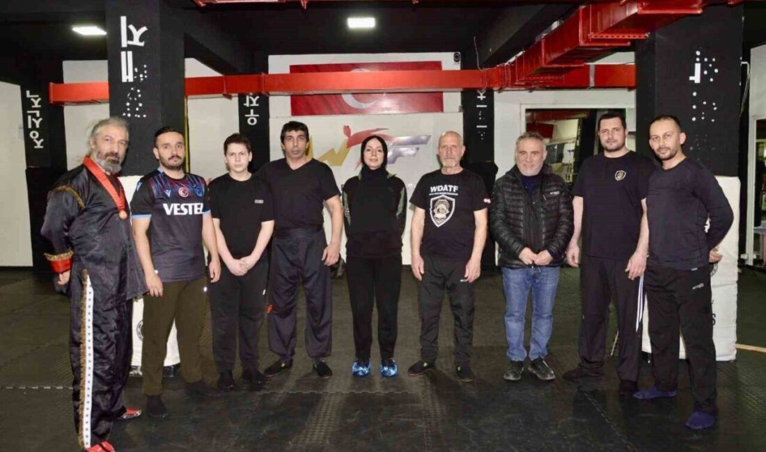 Dünya Yakın Savunma Federasyonu’nun desteğiyle polislere yakın savunma eğitimi veriliyor.