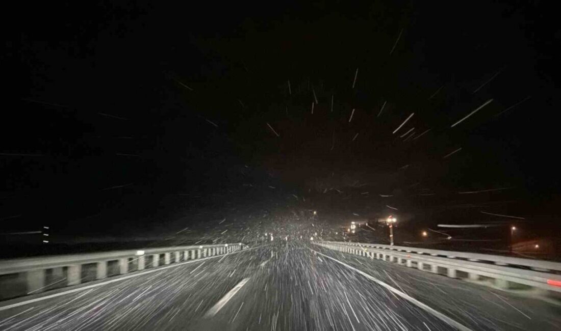 Düzce’de sabah saatlerinde etkili olan yağmur, akşam saatlerinde yerini kar