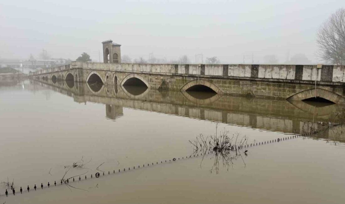 Bulgaristan’daki baraj tahliyeleri sonrası Meriç ve Tunca nehirlerinde başlayan taşkın
